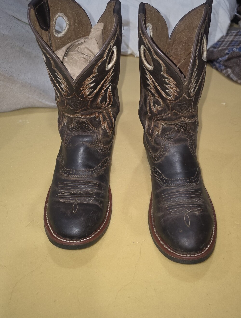 Ariat Women’s Western Boots Size 6B Brown Black Leather Embroidered Cowgirl